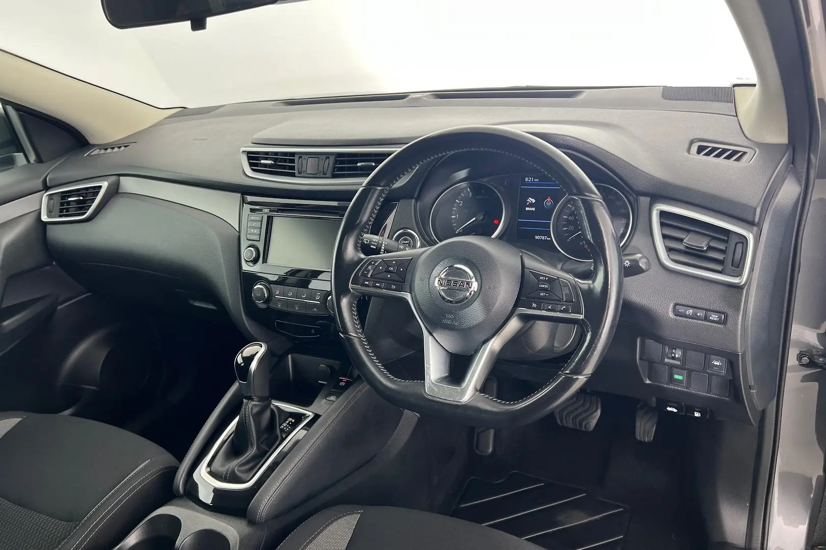 2020 Nissan QASHQAI Gallery Image 12
