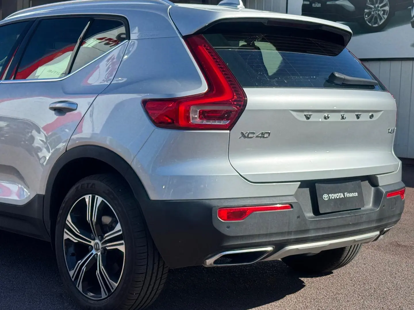 2018 Volvo XC40 Gallery Image 8