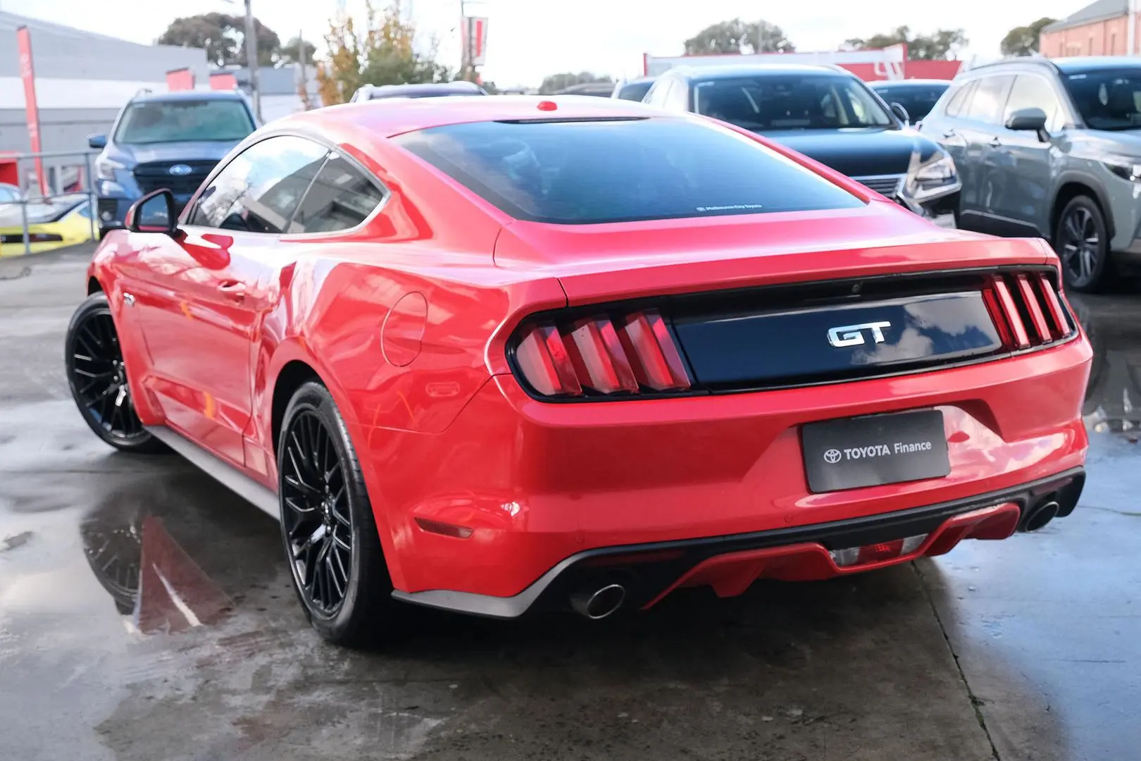 2016 Ford Mustang Gallery Image 2