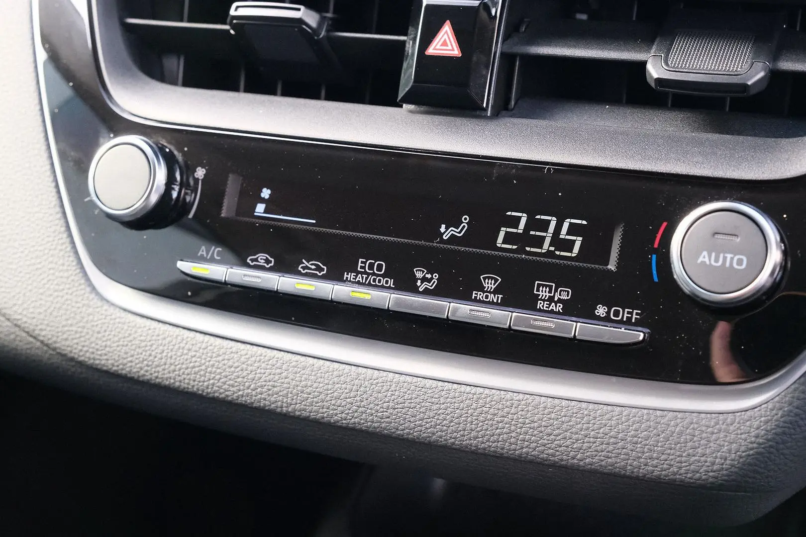 2025 Toyota Corolla Gallery Image 20