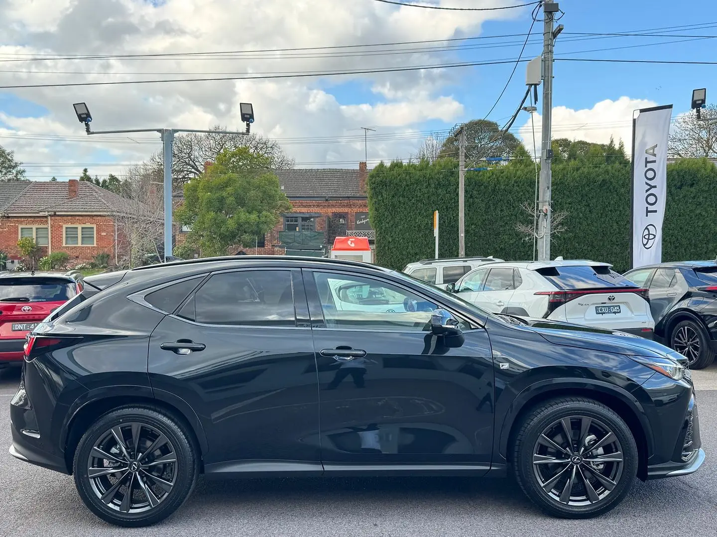 2024 Lexus NX Gallery Image 3