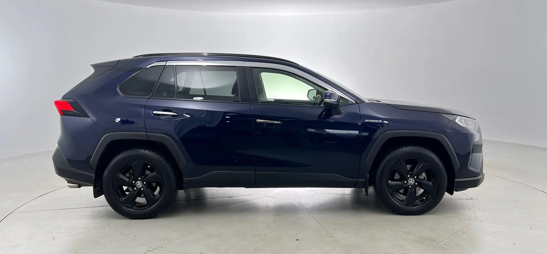 2019 Toyota Rav4 Gallery Image 5