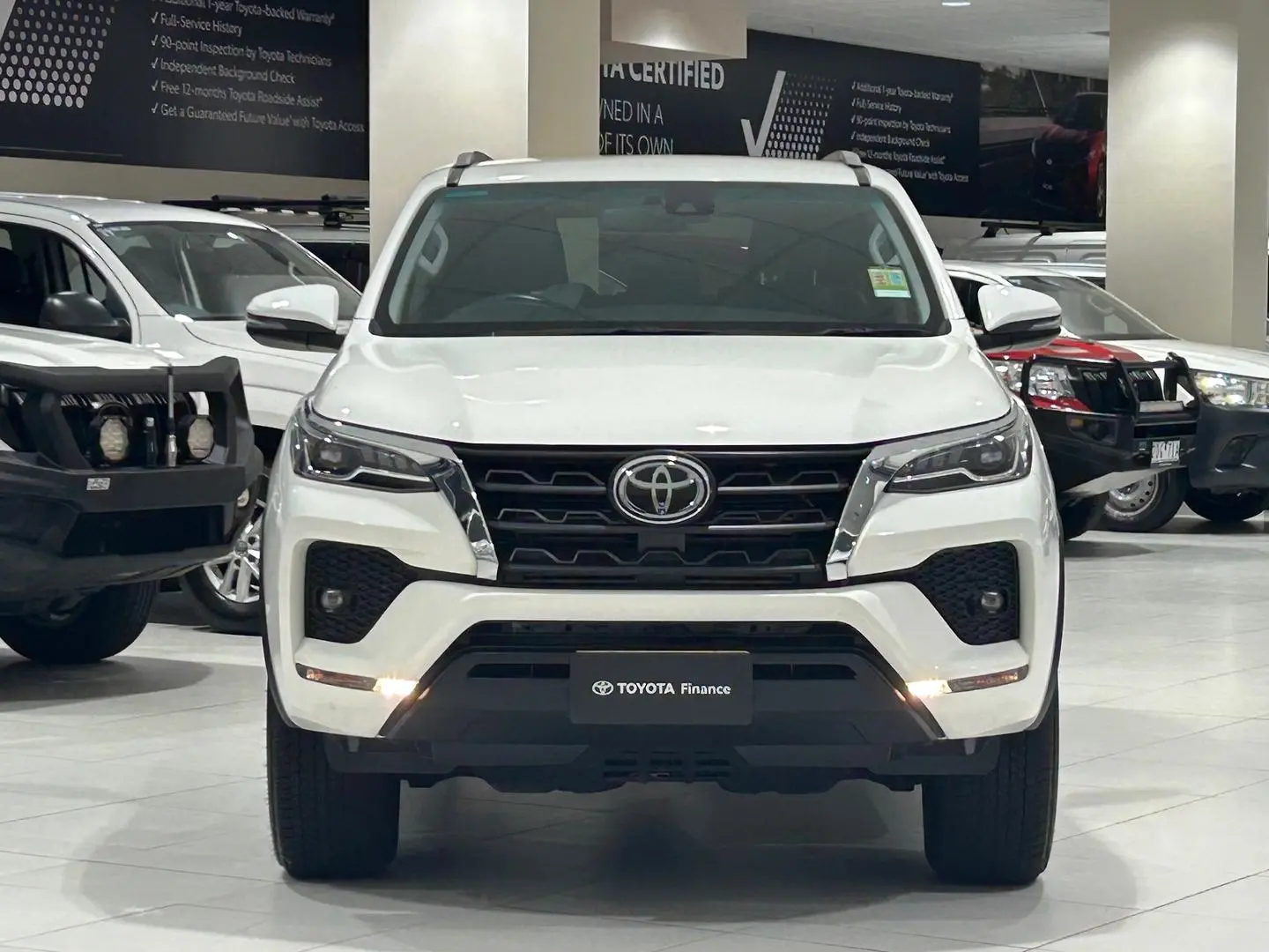 2024 Toyota Fortuner Gallery Image 4