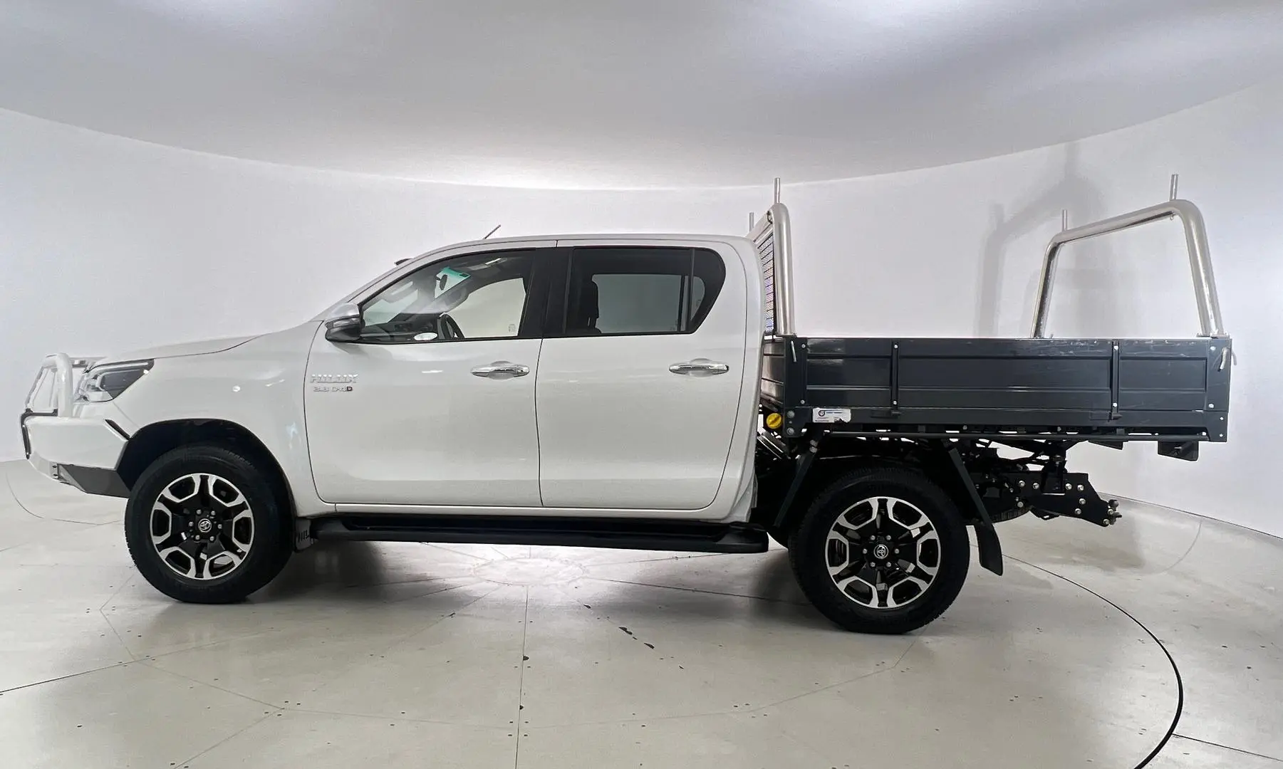 2020 Toyota Hilux Gallery Image 8