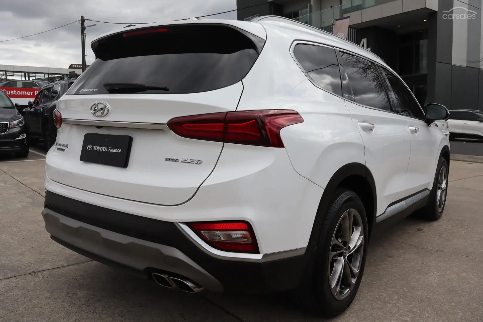 2018 Hyundai Santa Fe Image 9