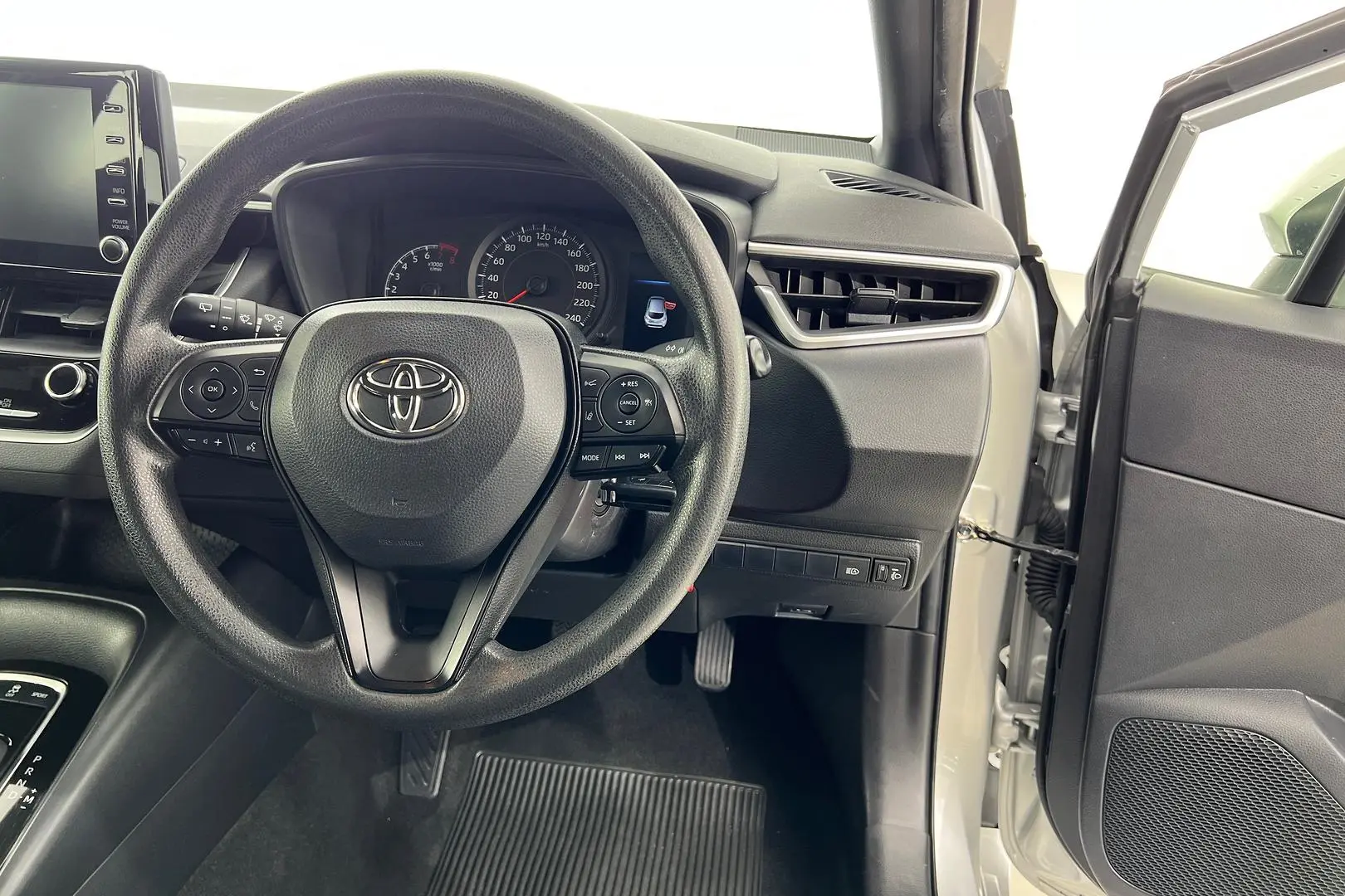 2021 Toyota Corolla Gallery Image 12