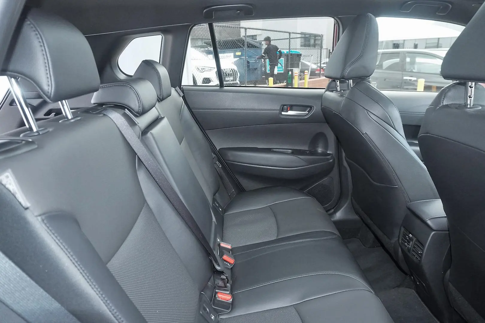 2024 Toyota Corolla Cross Gallery Image 7