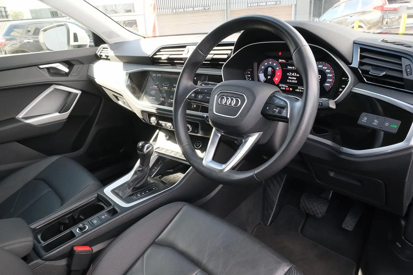 2021 Audi Q3 Gallery Image 7