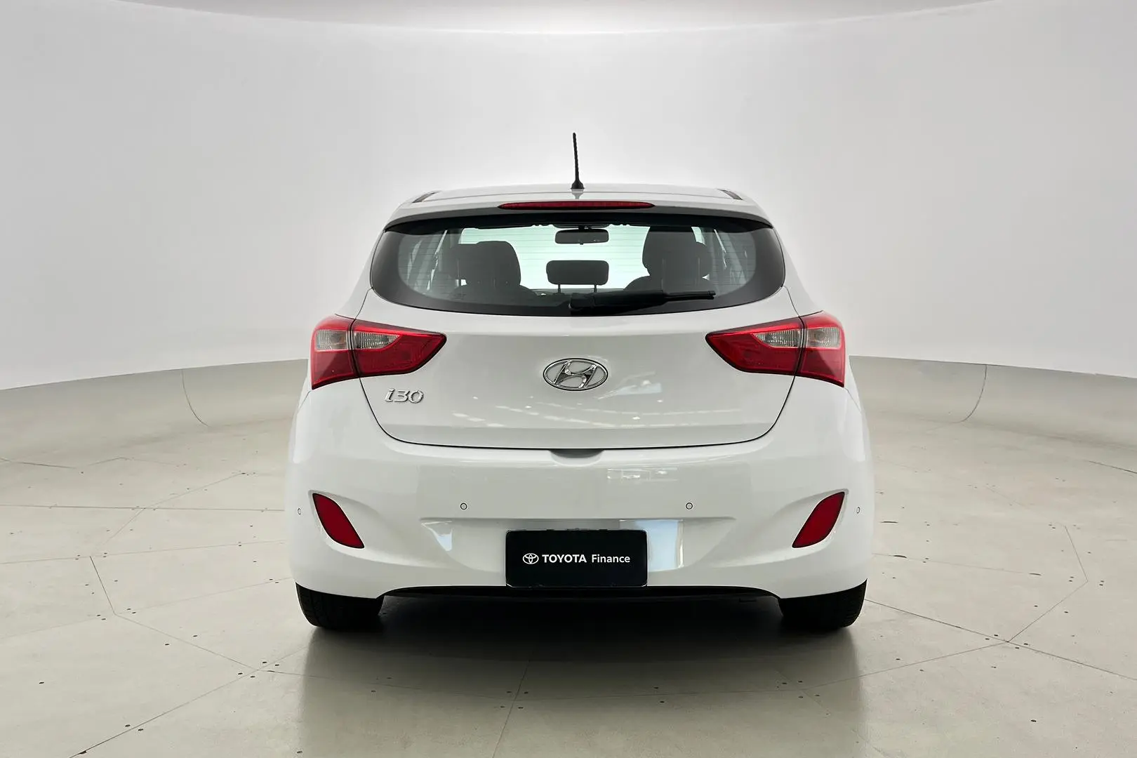 2017 Hyundai I30 Gallery Image 6