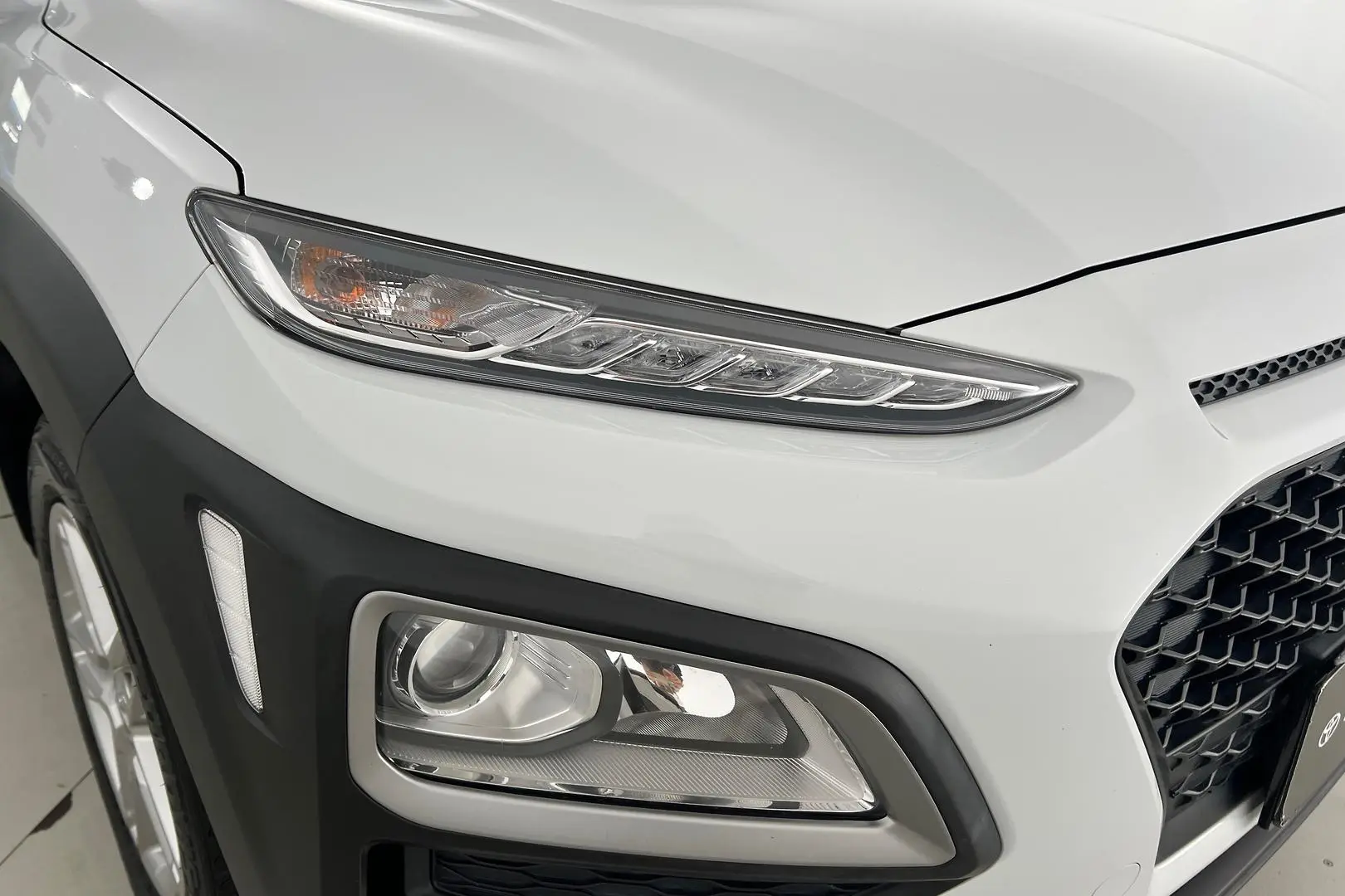 2020 Hyundai Kona Gallery Image 18