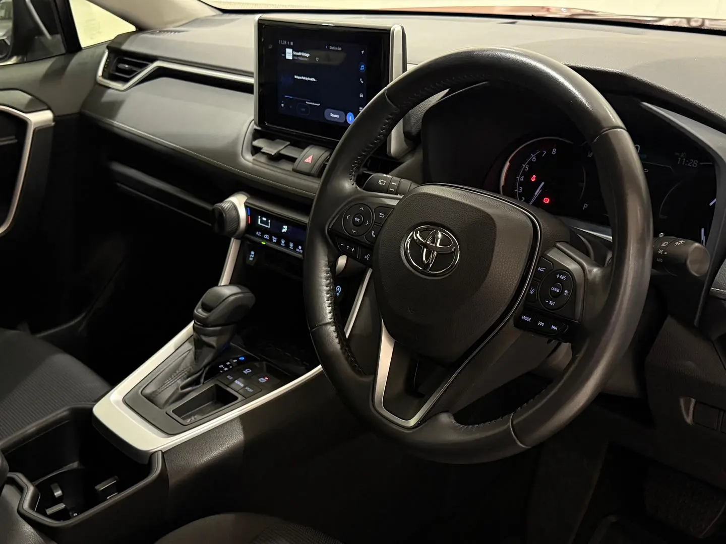 2023 Toyota RAV4 Gallery Image 12