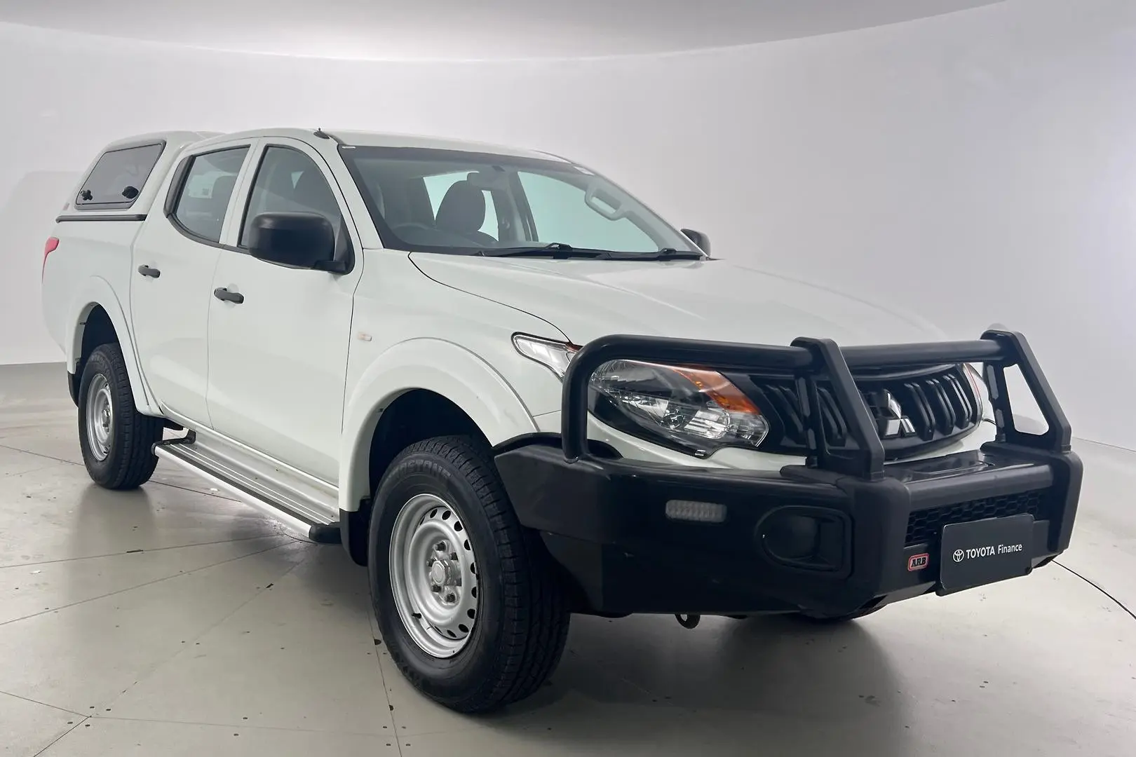 2017 Mitsubishi Triton Gallery Image 1
