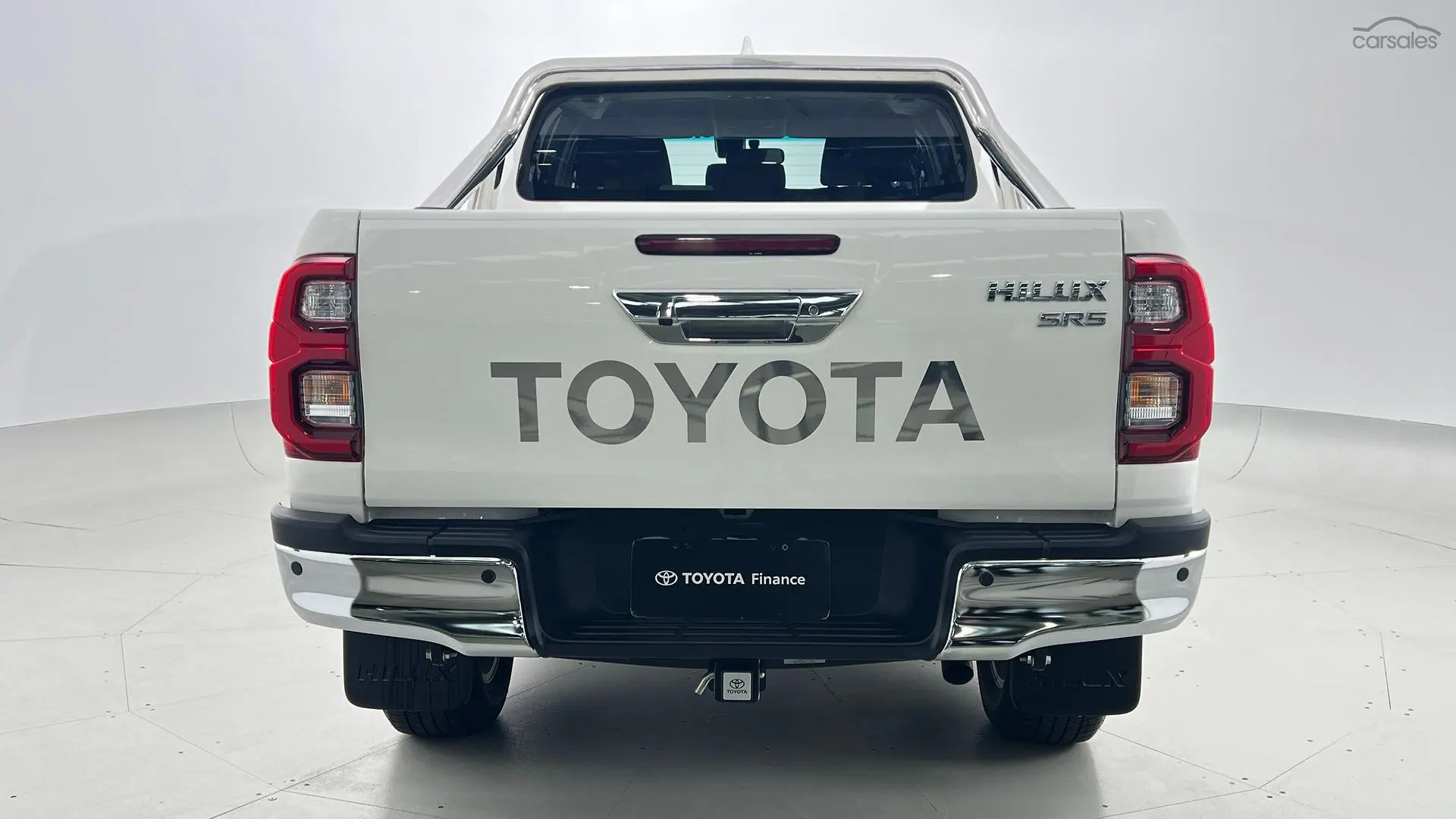 2022 Toyota Hilux Image 6
