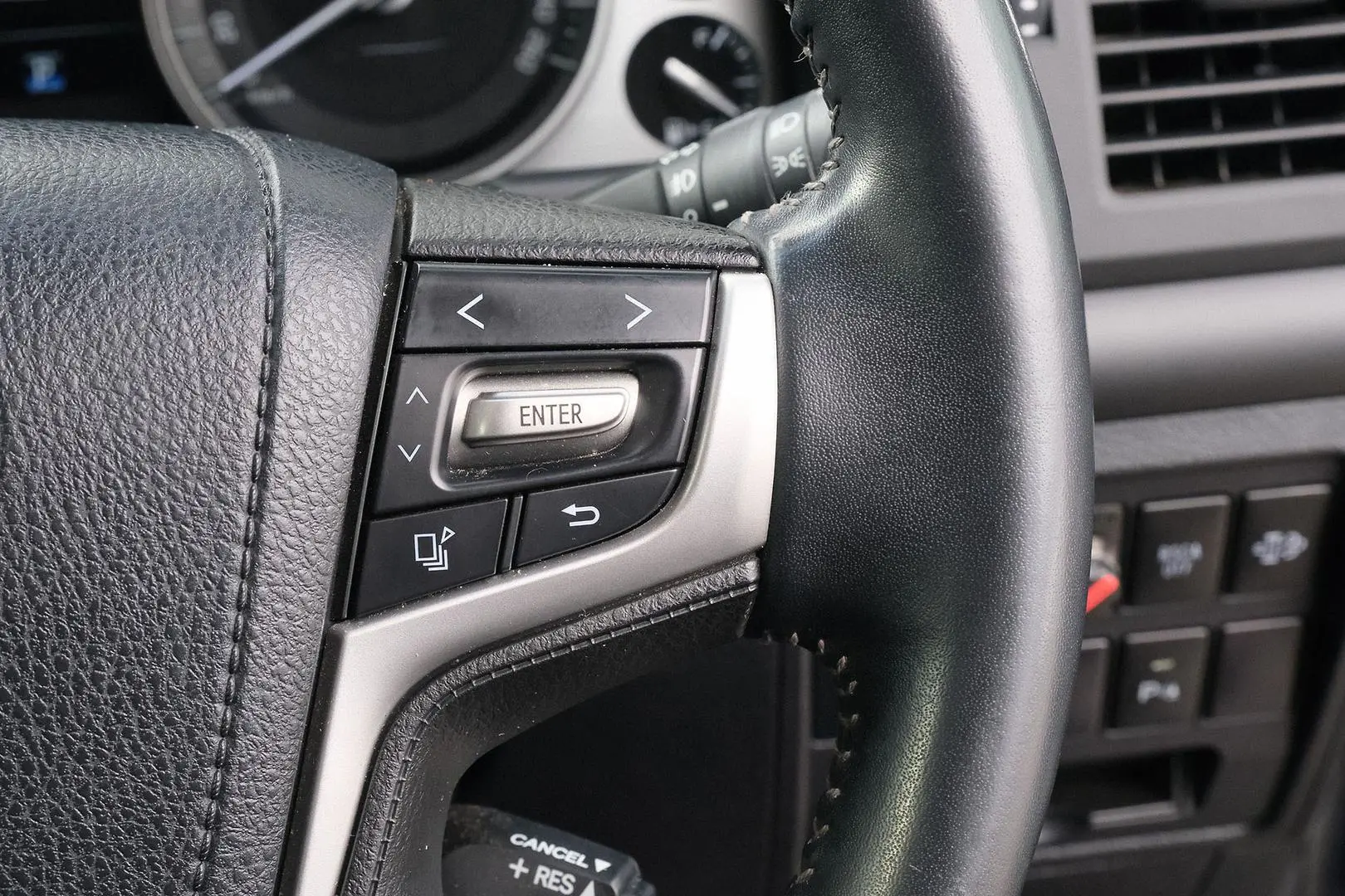 2018 Toyota Landcruiser Gallery Image 15
