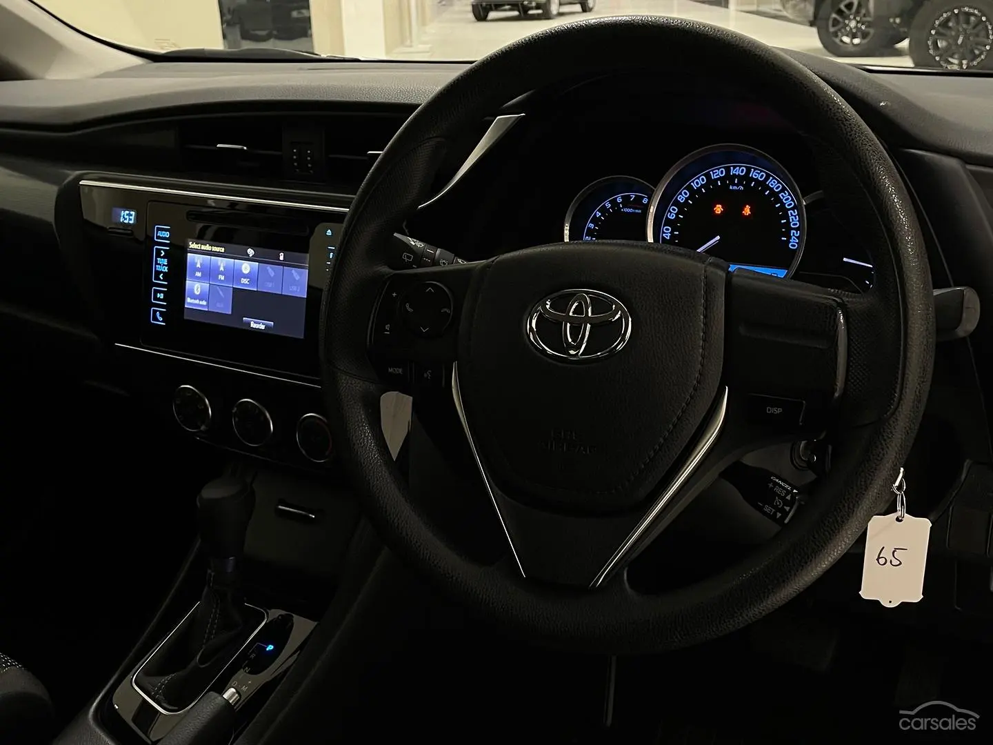 2017 Toyota Corolla Image 12