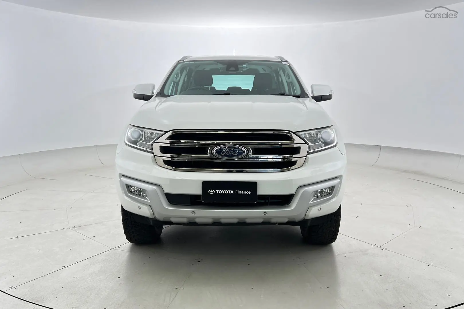 2016 Ford Everest Image 9