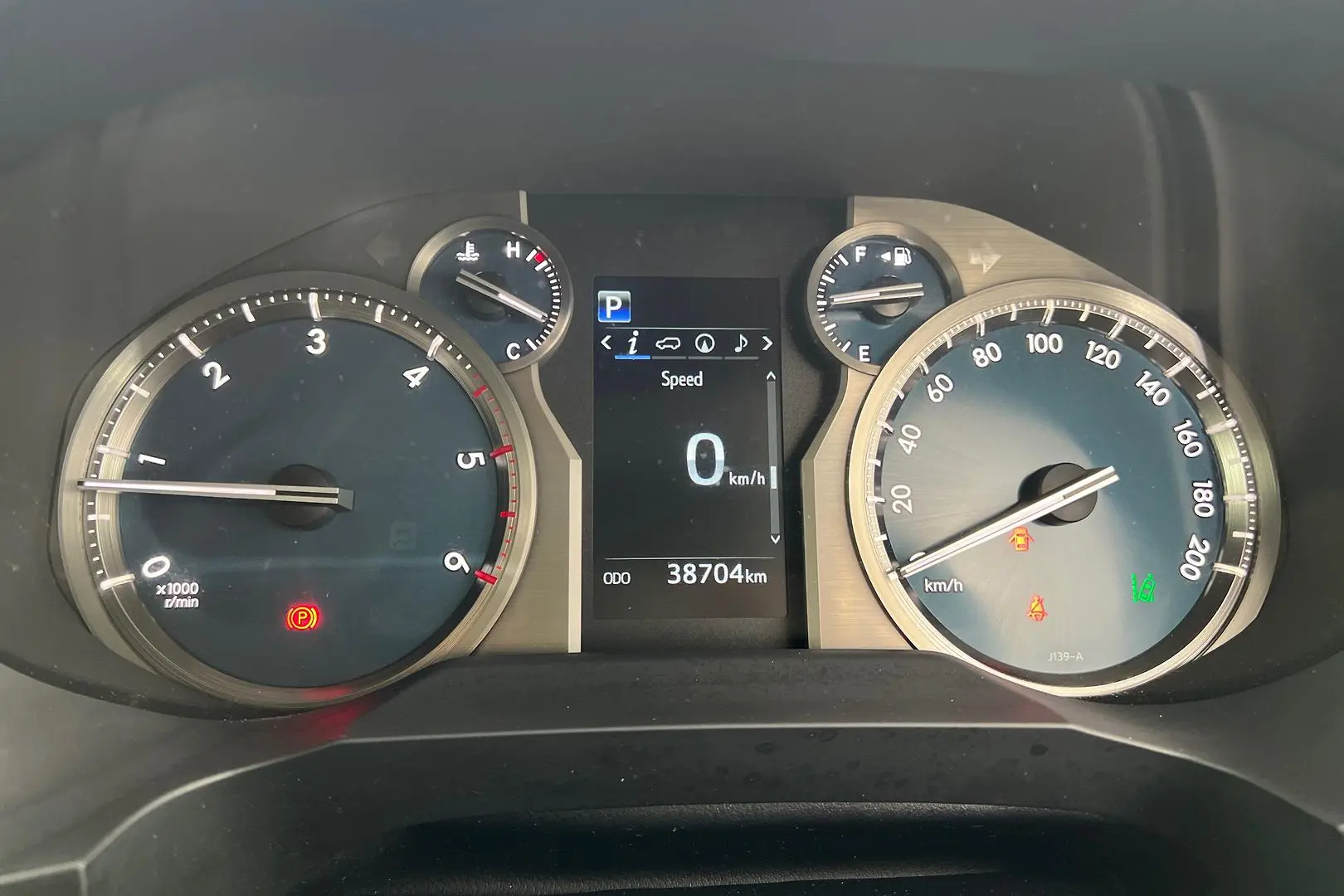 2018 Toyota Landcruiser Prado Gallery Image 18