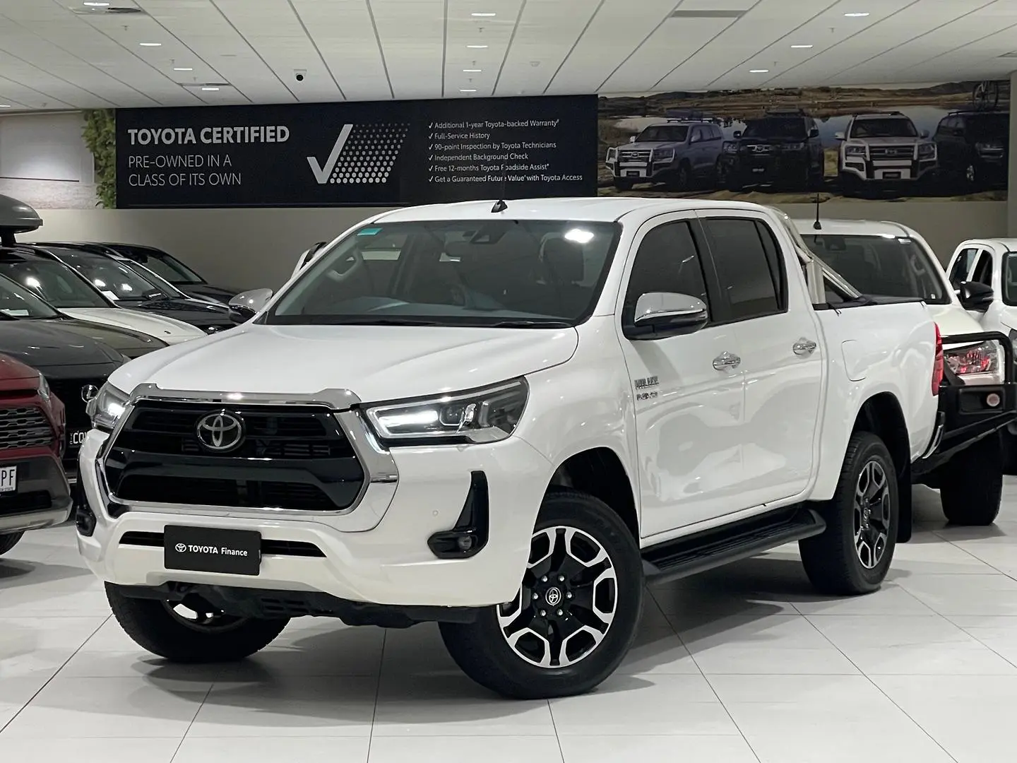 2020 Toyota Hilux Gallery Image 4