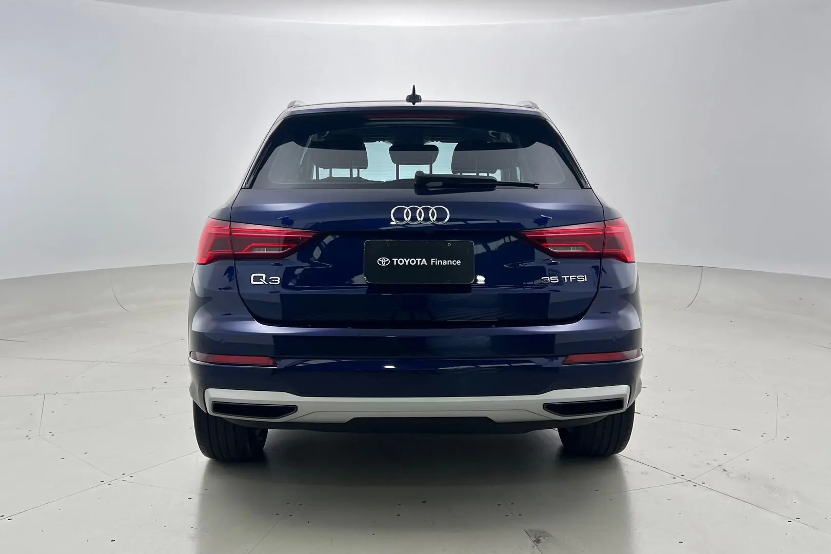 2021 Audi Q3 Gallery Image 6