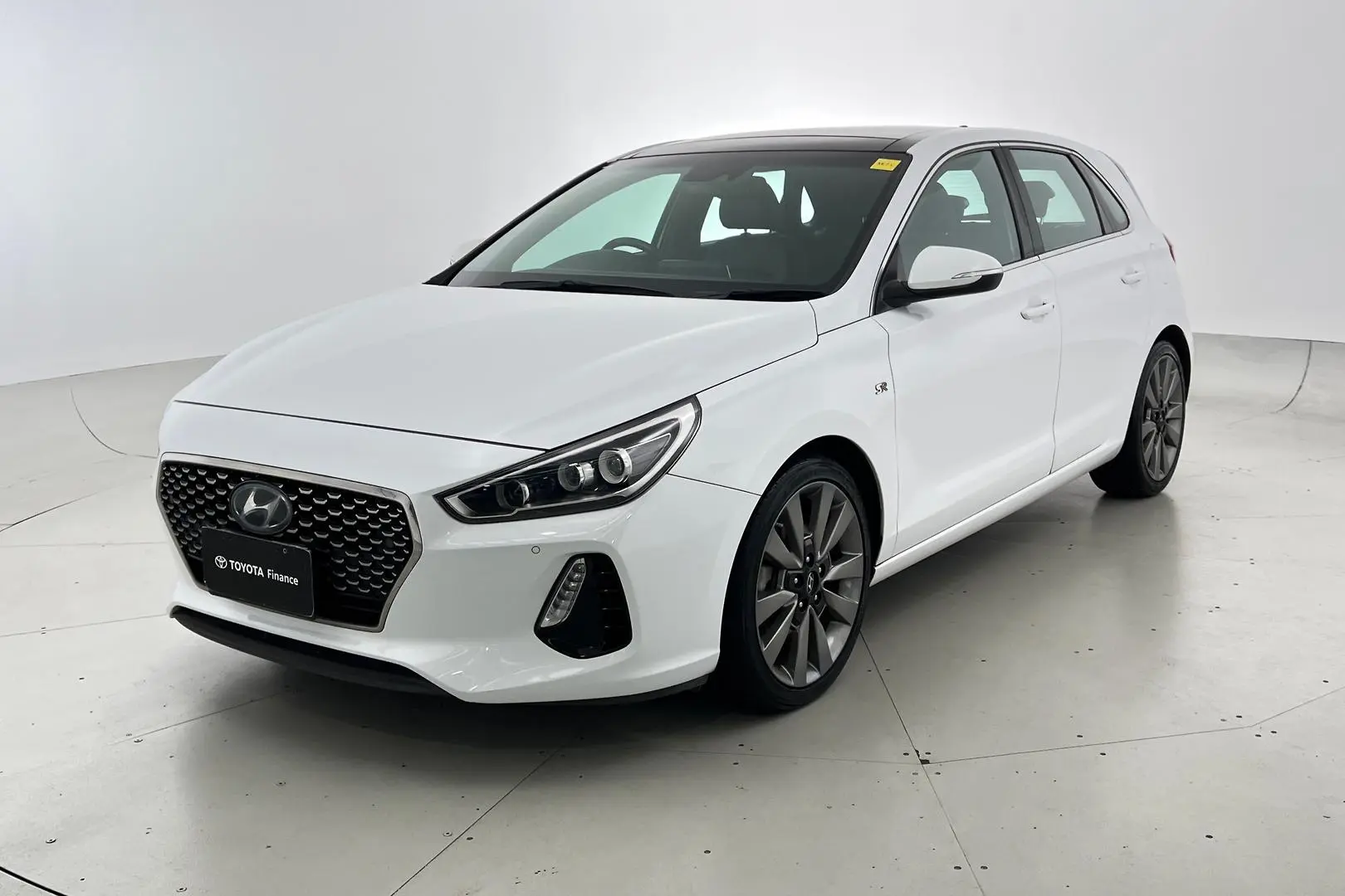 2018 Hyundai i30 Gallery Image 9