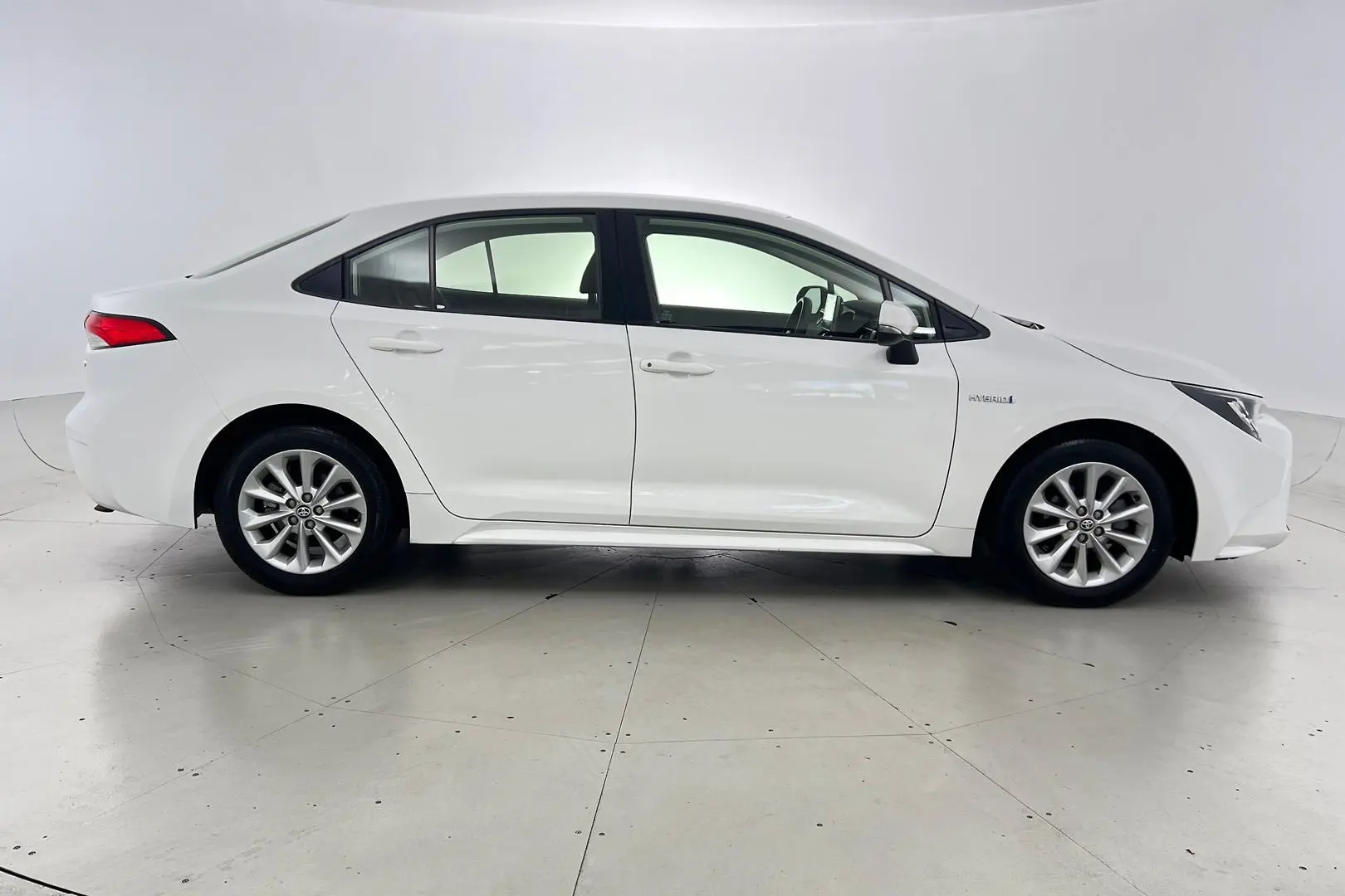 2022 Toyota Corolla Gallery Image 3
