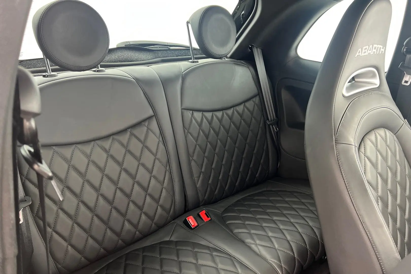 2021 Abarth 595 Gallery Image 19