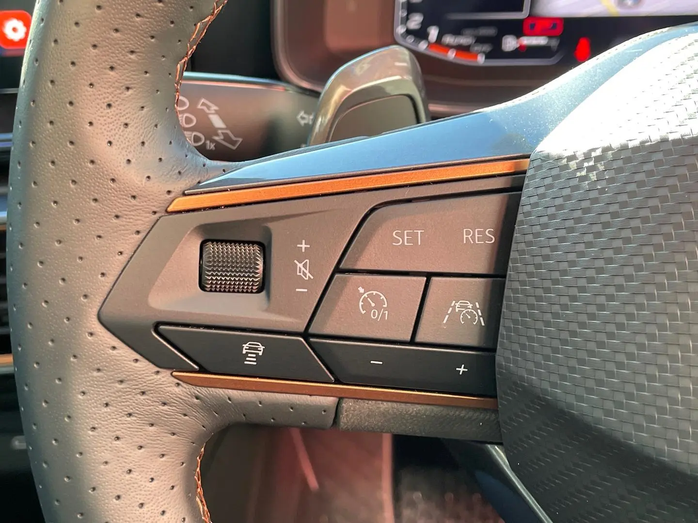 2024 CUPRA Leon Gallery Image 17