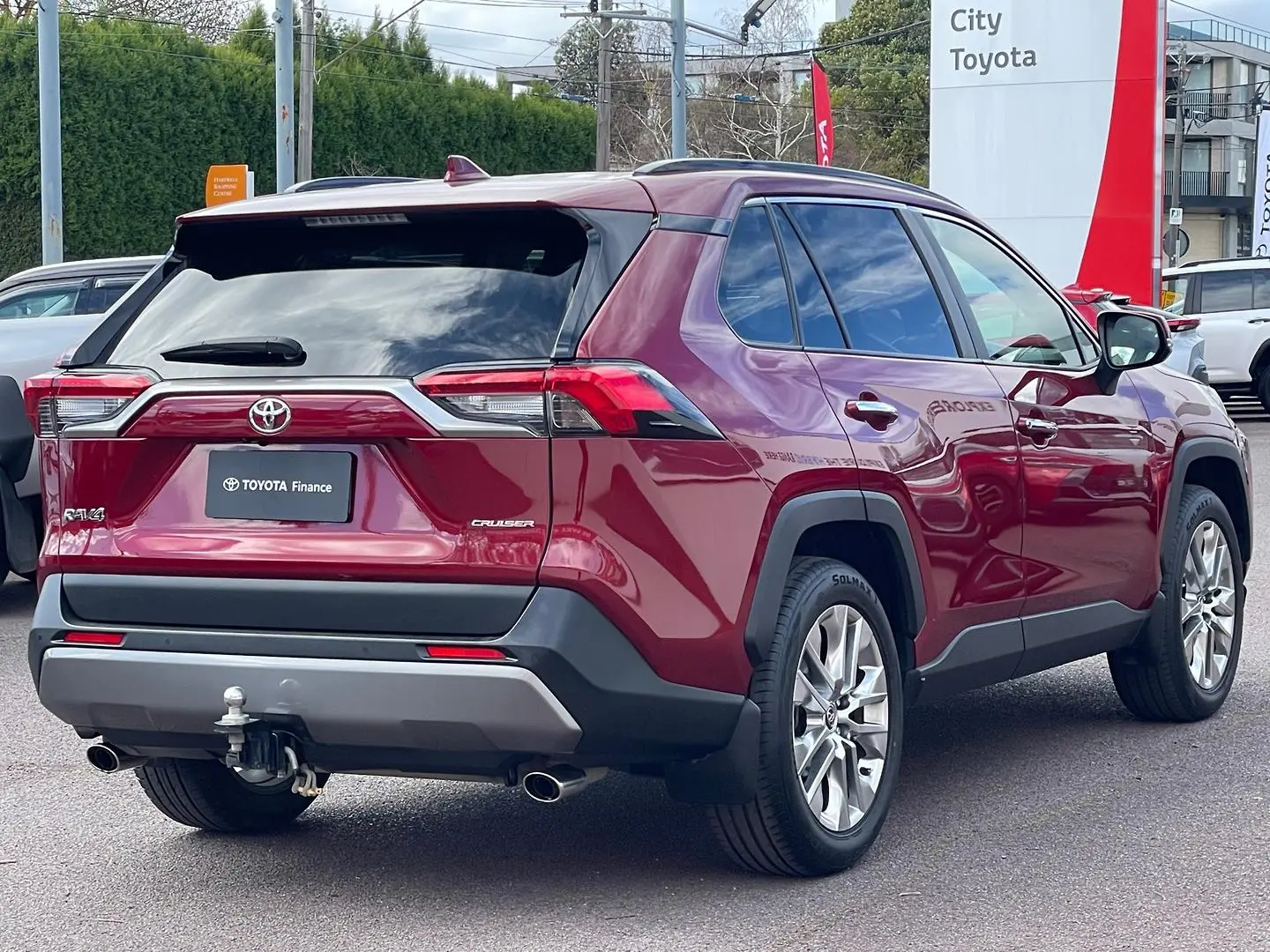 2019 Toyota RAV4 Gallery Image 4