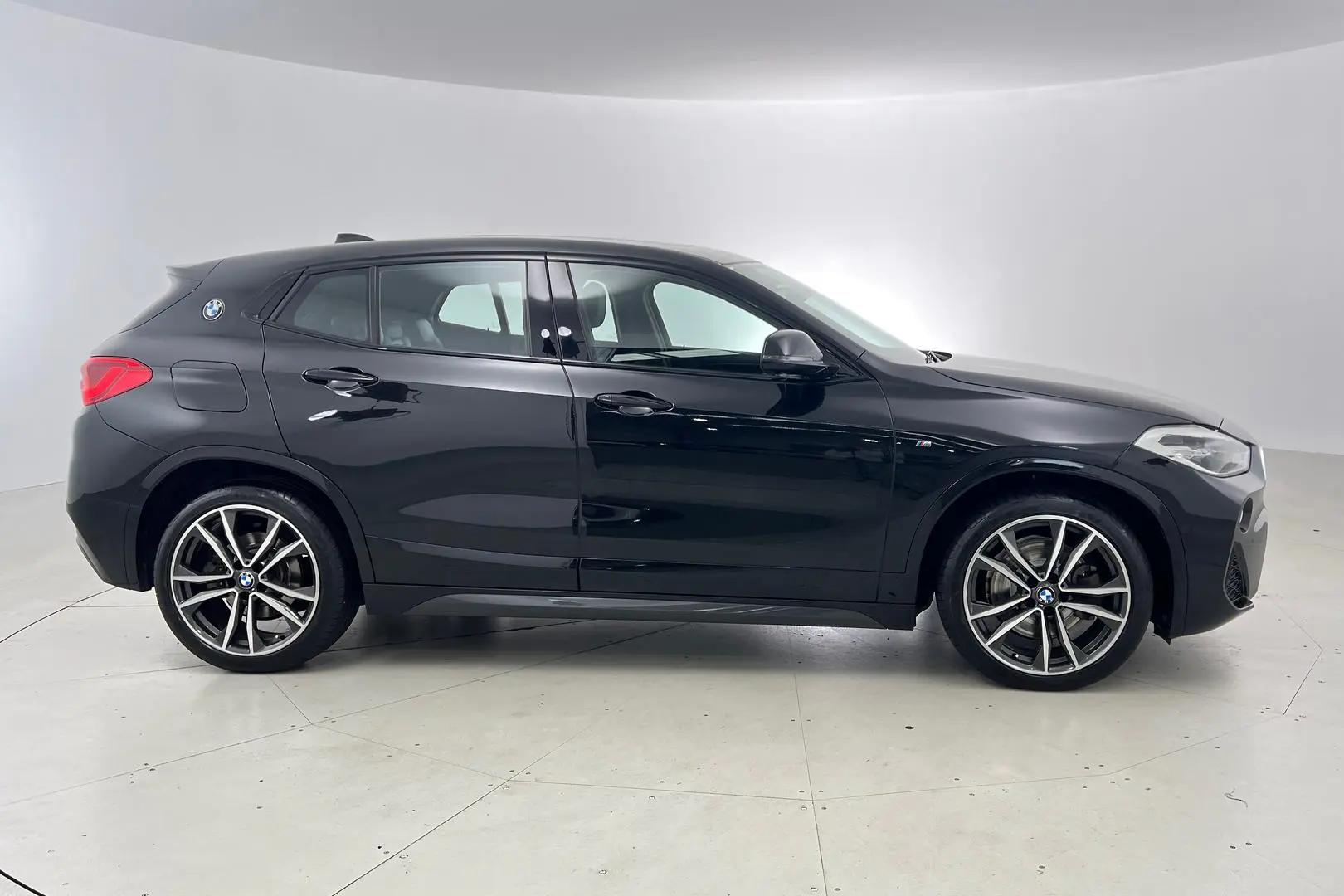 2019 BMW X2 Gallery Image 3