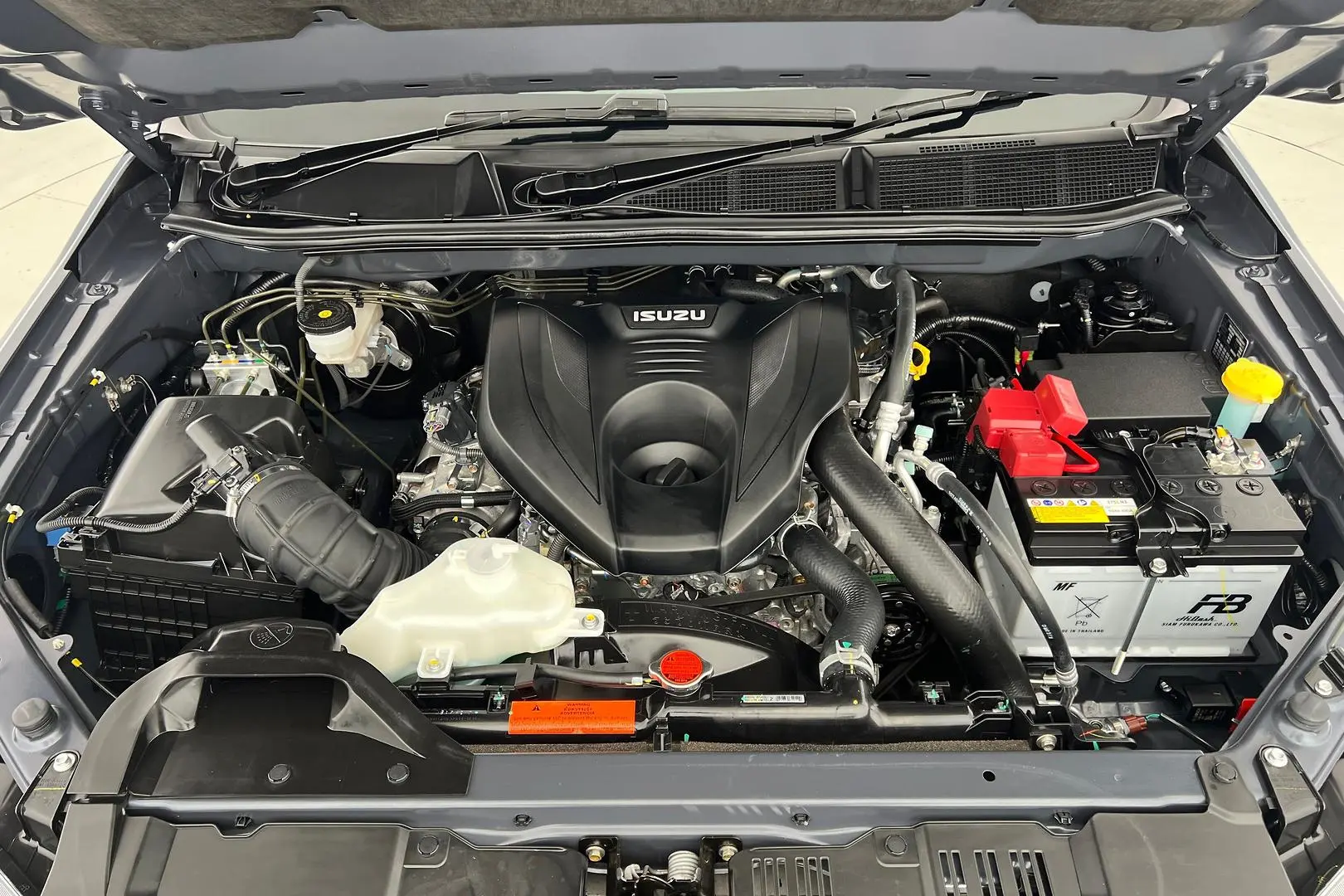2022 Isuzu D-MAX Gallery Image 18