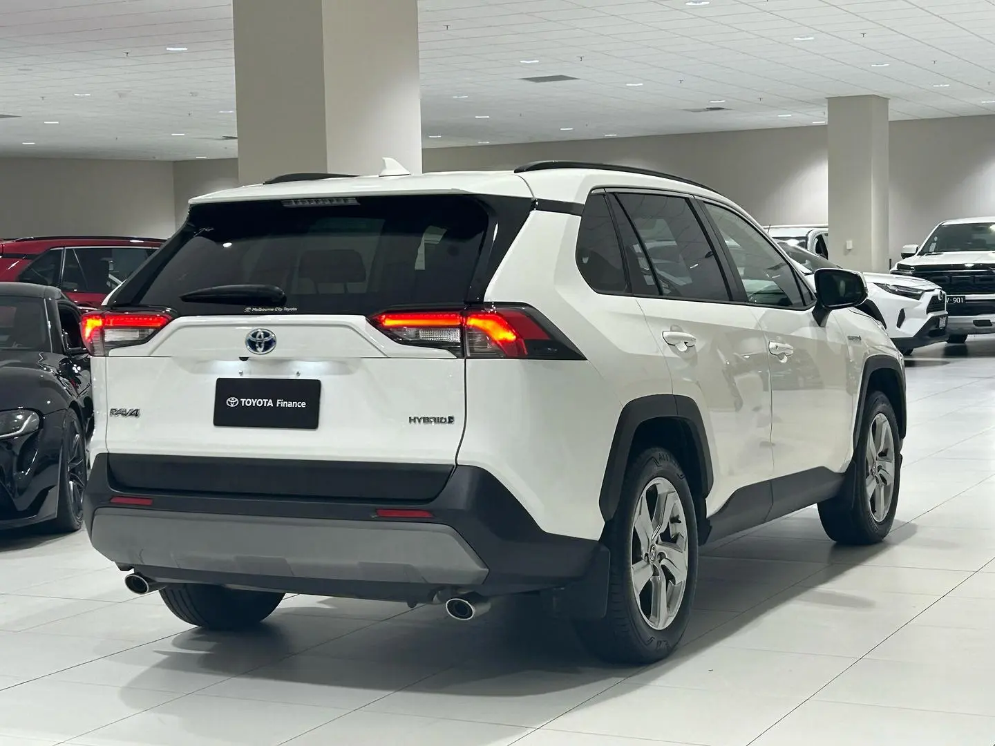 2021 Toyota RAV4 Gallery Image 8