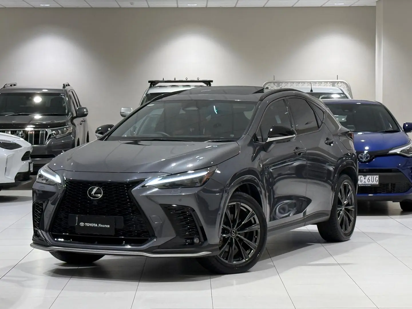 2023 Lexus Nx Gallery Image 5