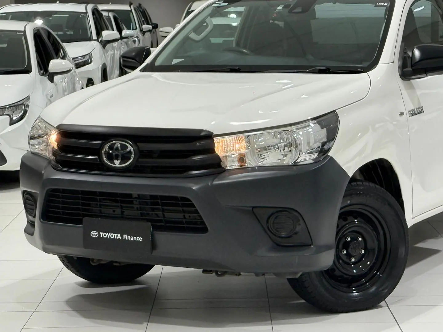 2019 Toyota Hilux Gallery Image 7