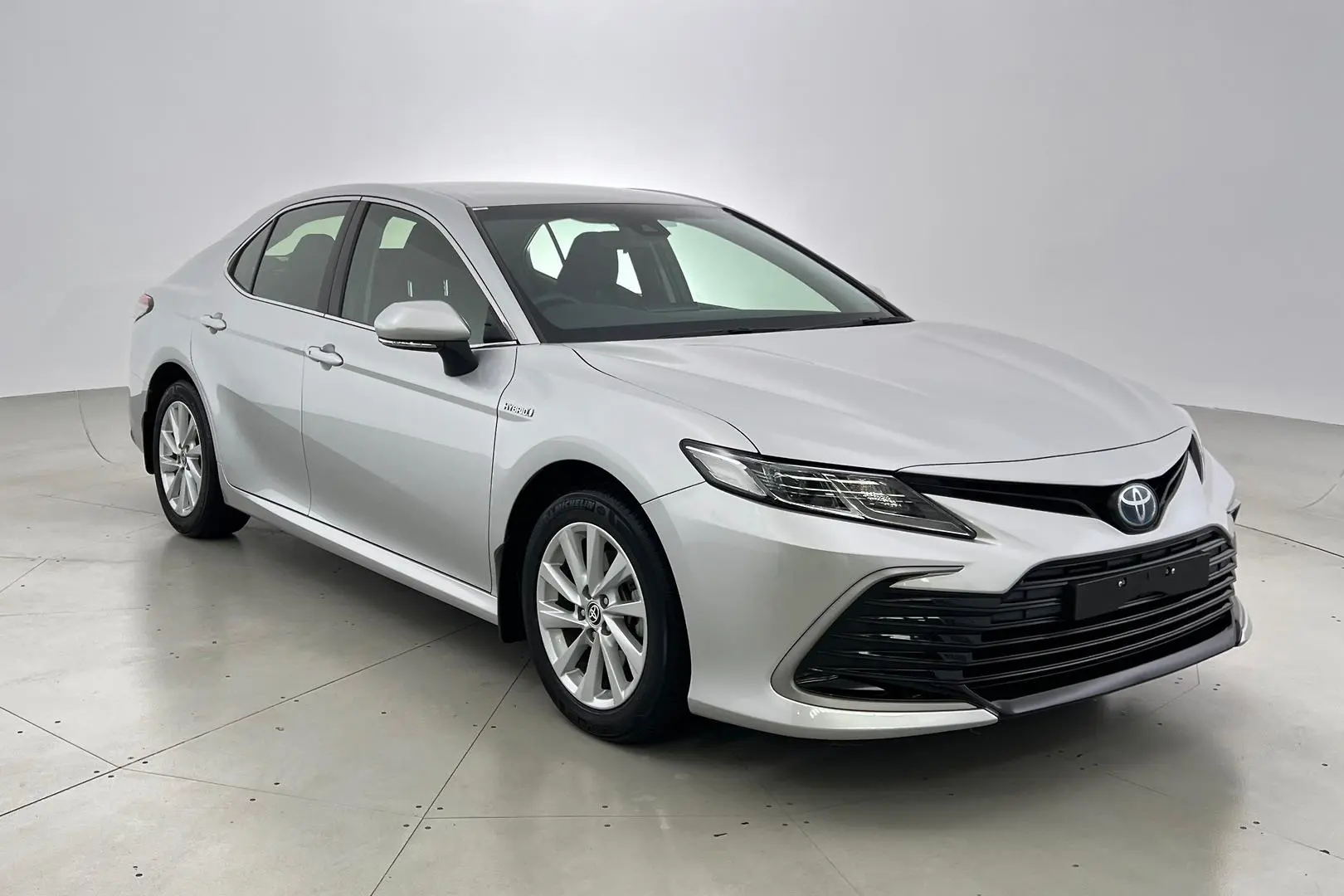 2021 Toyota Camry Gallery Image 1