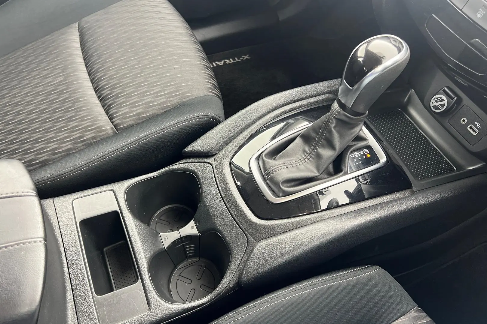2021 Nissan X-TRAIL Gallery Image 14