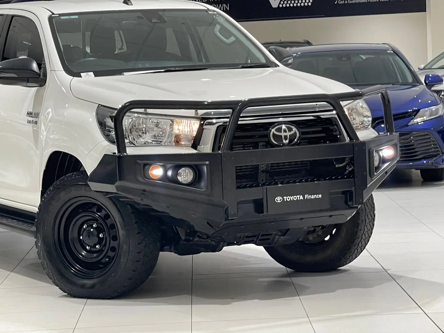 2020 Toyota Hilux Gallery Image 3