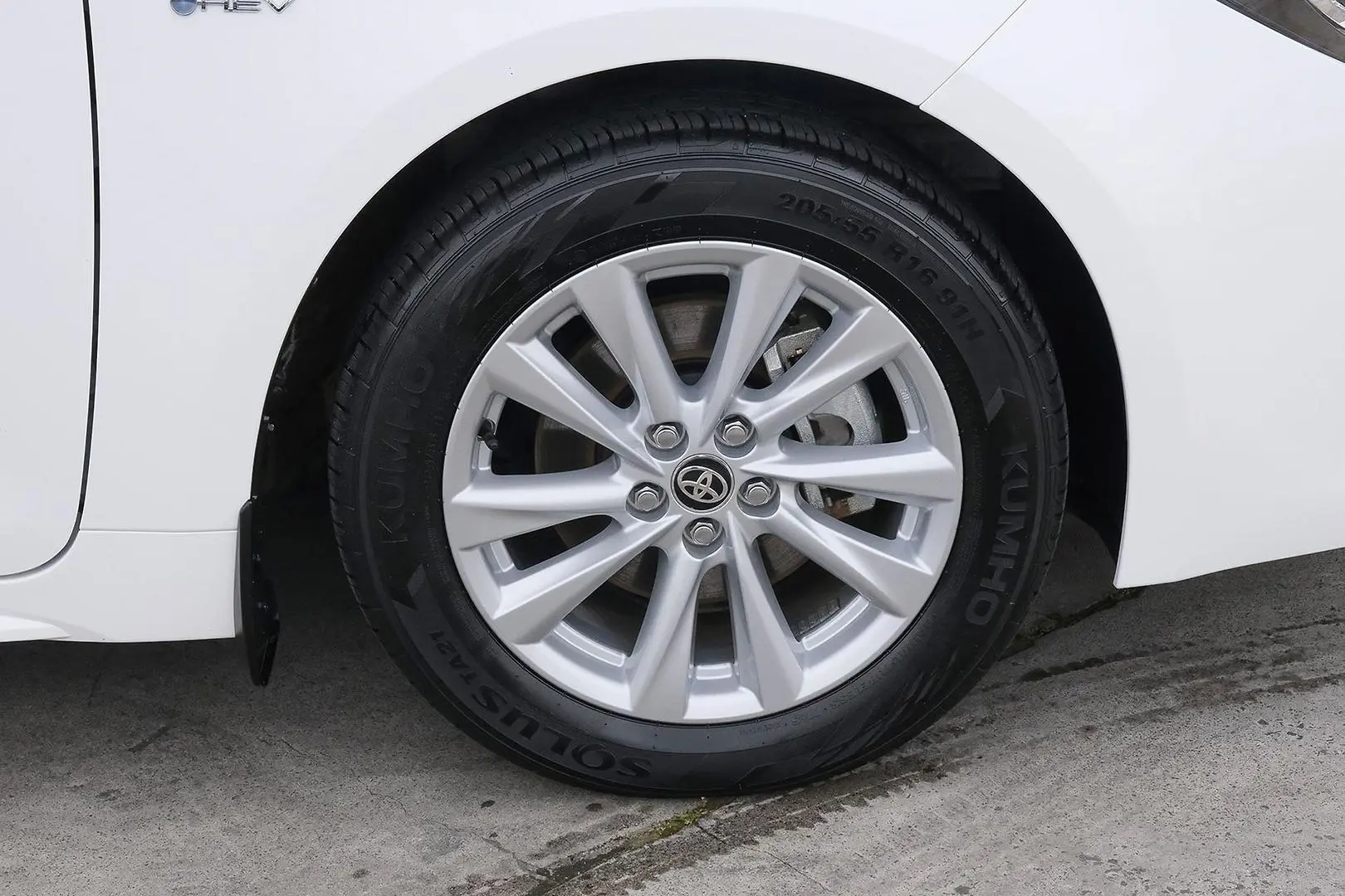 2024 Toyota Corolla Gallery Image 6