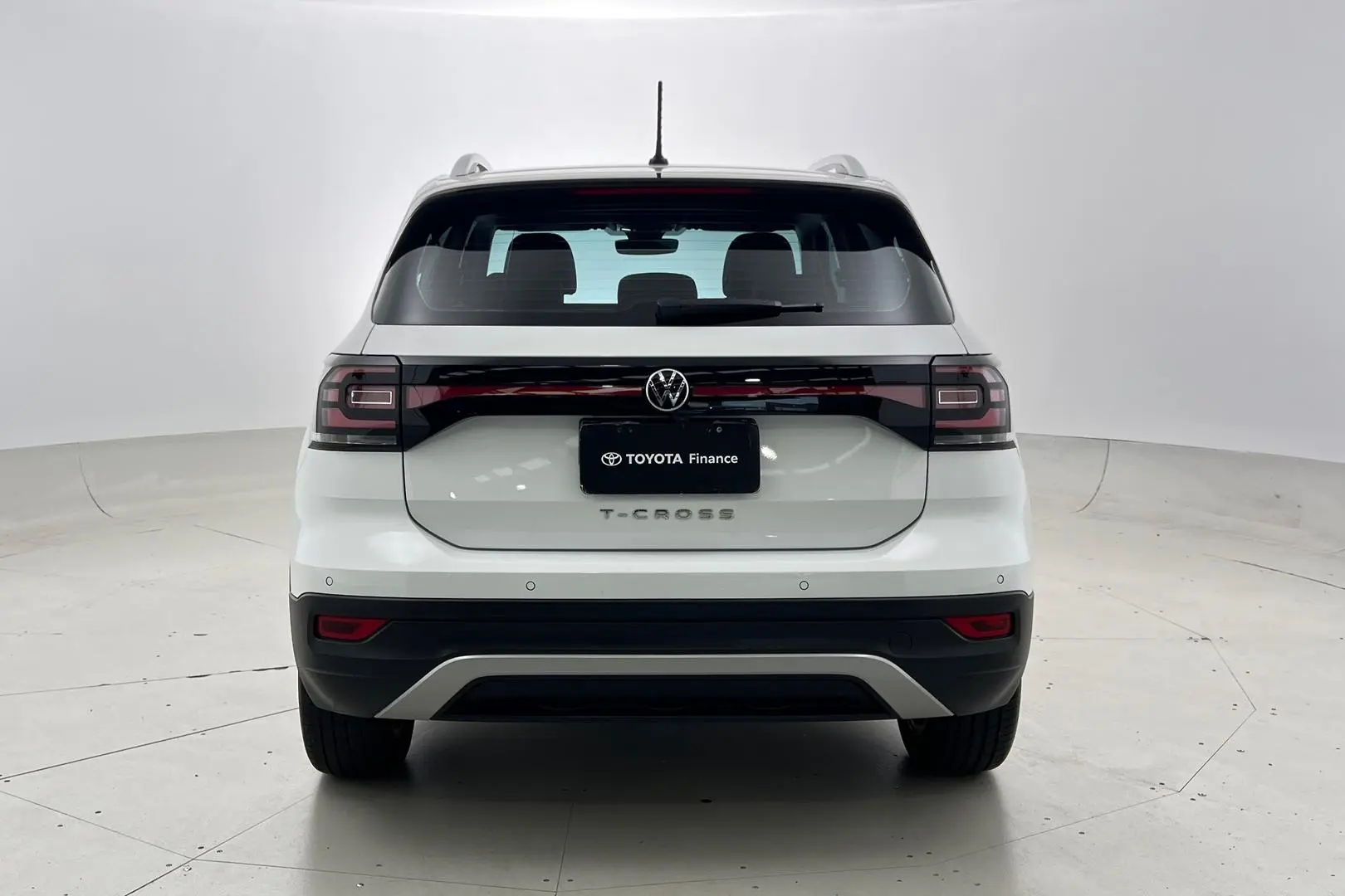 2021 Volkswagen T-Cross Gallery Image 3