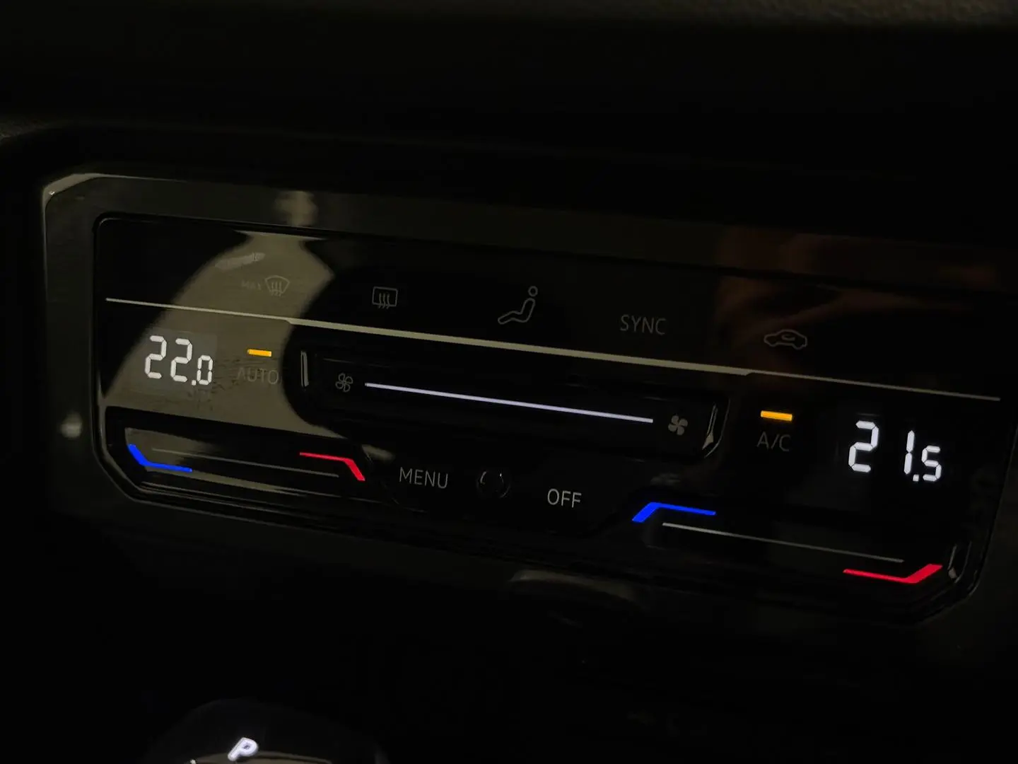 2022 Volkswagen Tiguan Gallery Image 20