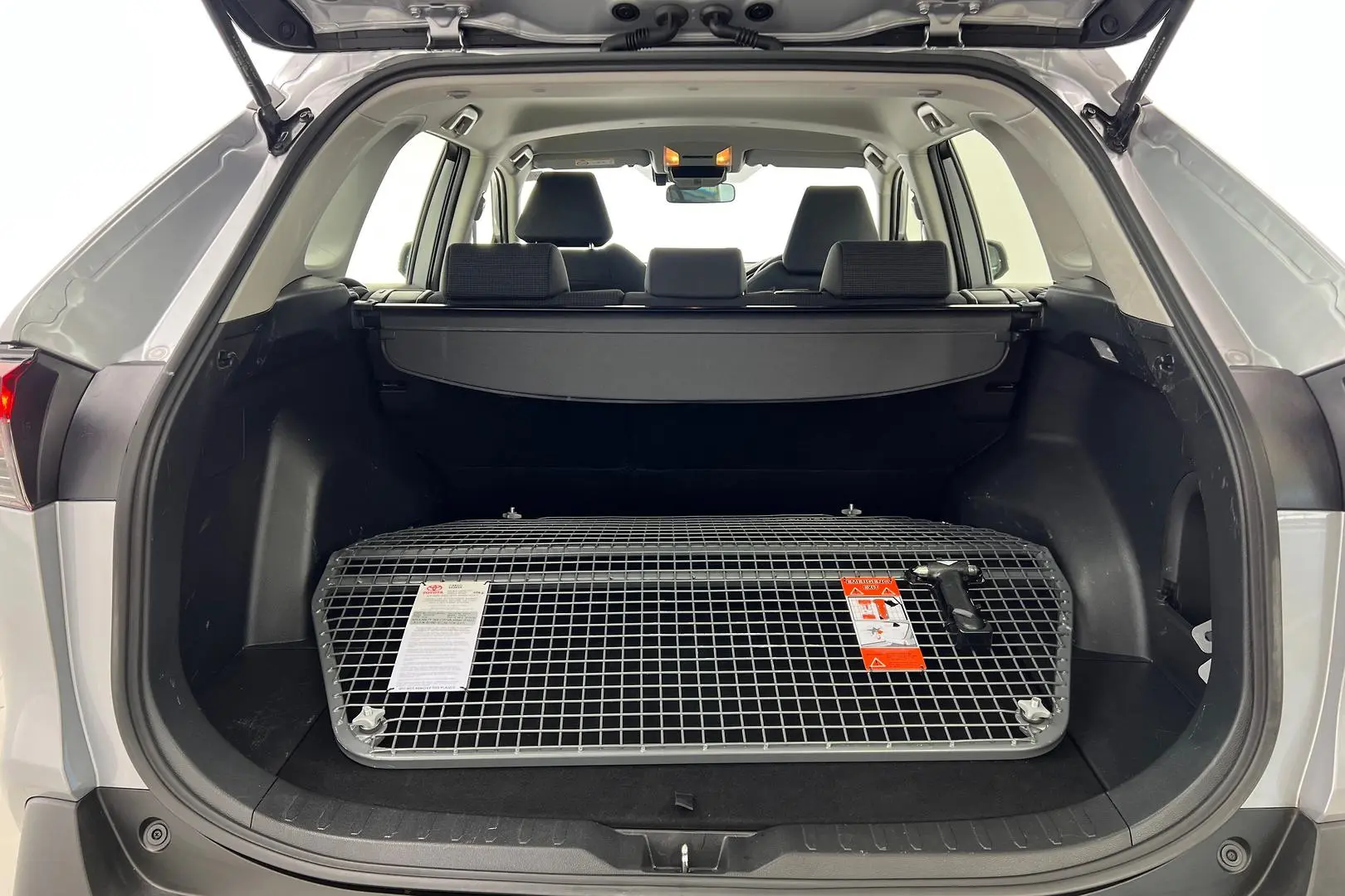 2021 Toyota RAV4 Gallery Image 9