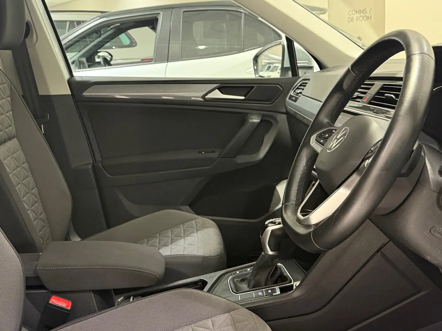 2023 Volkswagen Tiguan Gallery Image 12