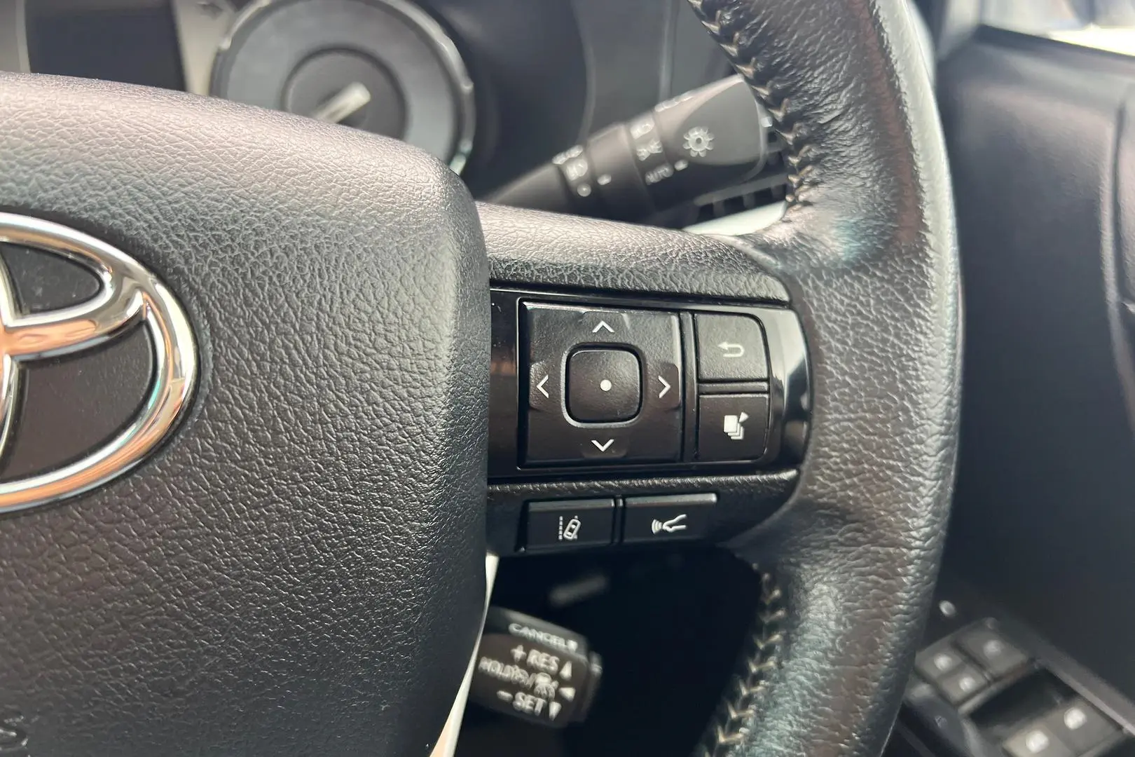 2022 Toyota Hilux Gallery Image 19