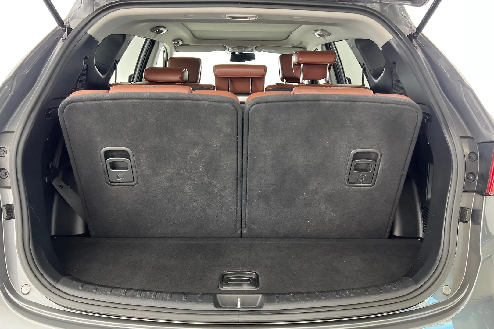 2013 Hyundai Santa Fe Gallery Image 9