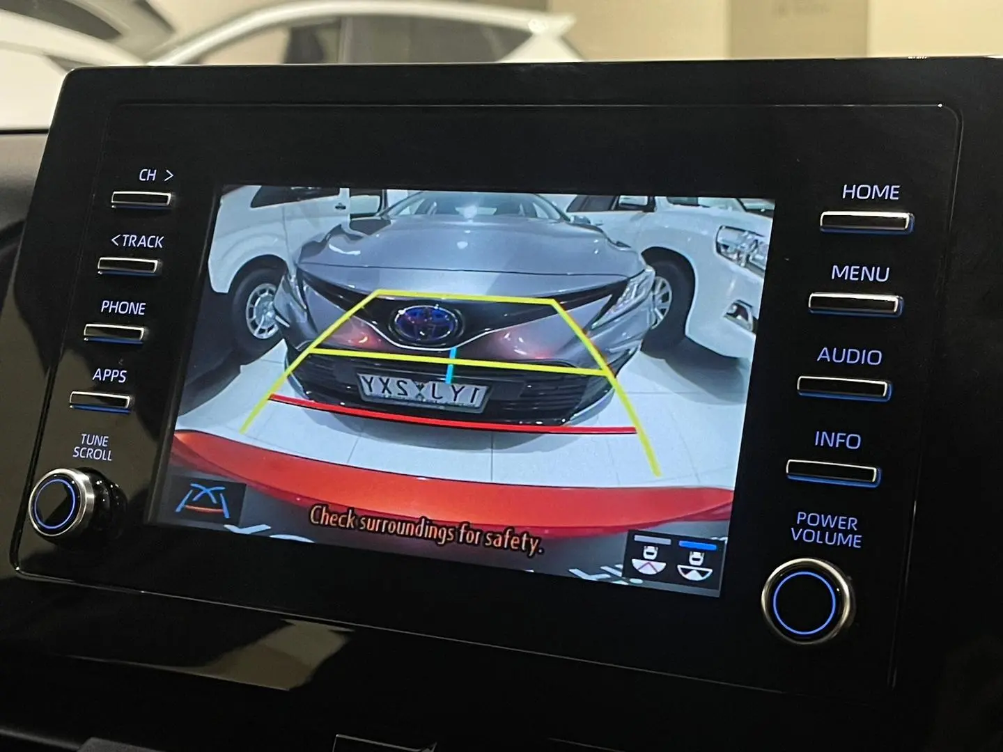 2021 Toyota Camry Gallery Image 17