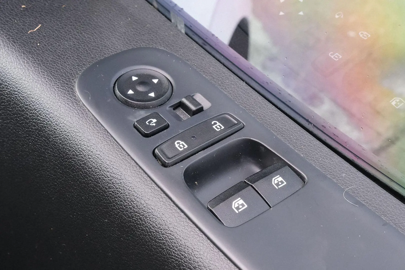 2021 Hyundai STARIA LOAD Gallery Image 15