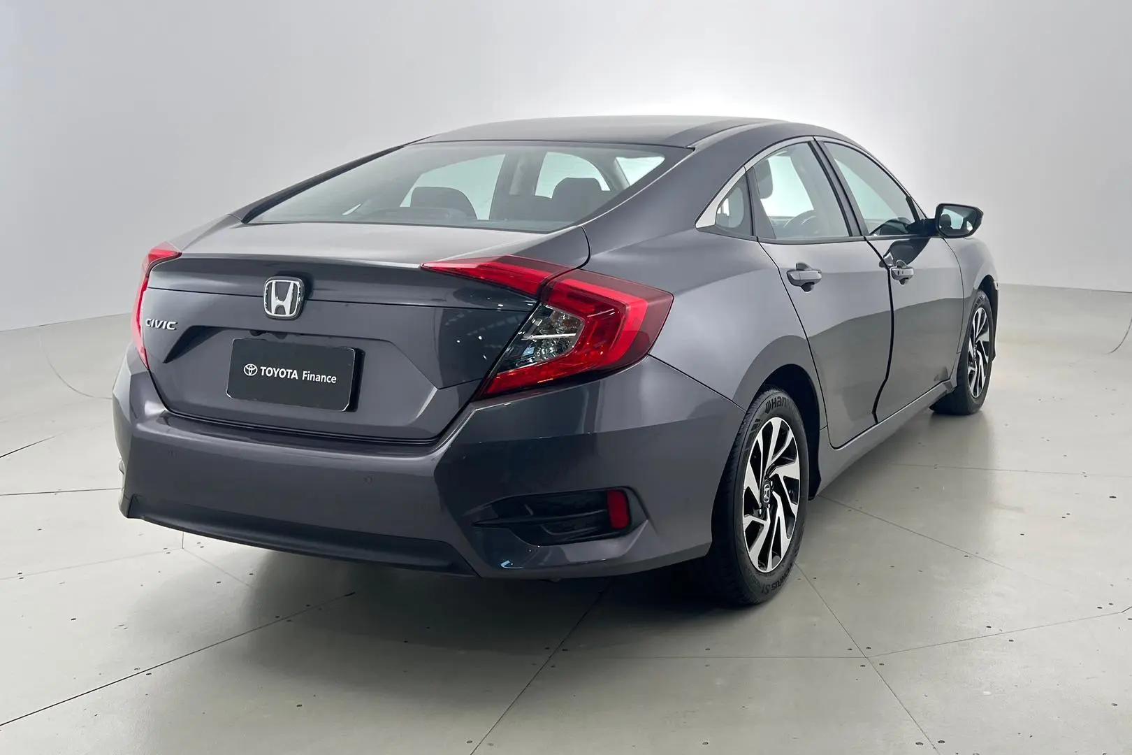 2018 Honda Civic Gallery Image 4