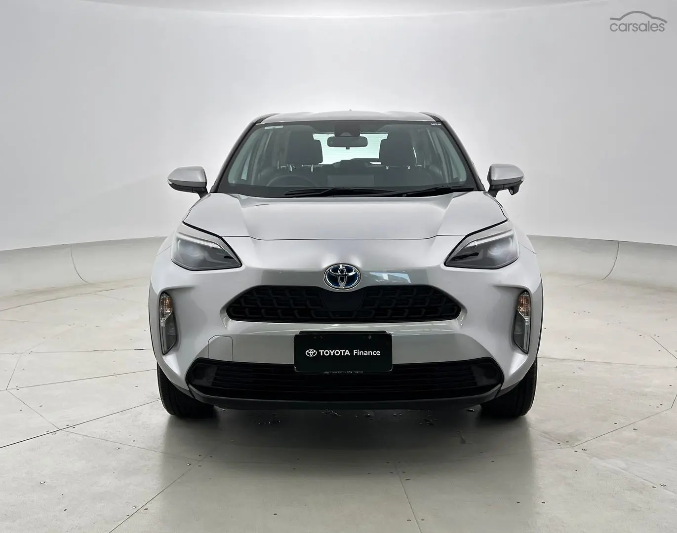 2024 Toyota Yaris Cross Image 2