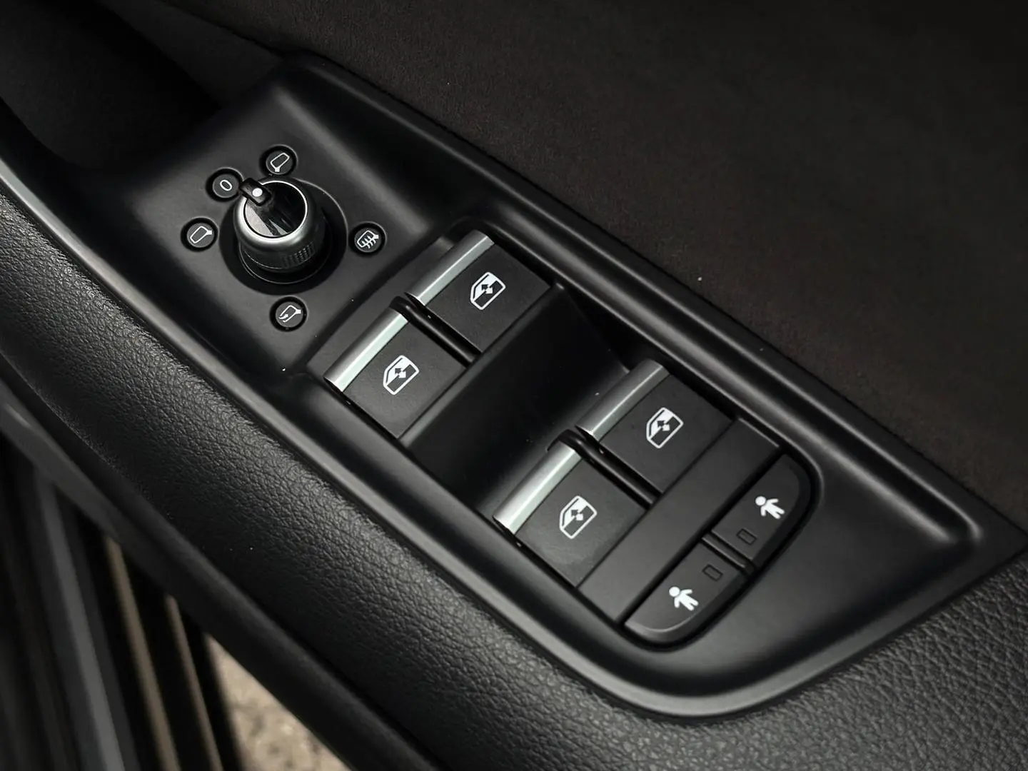 2017 Audi Q7 Gallery Image 27