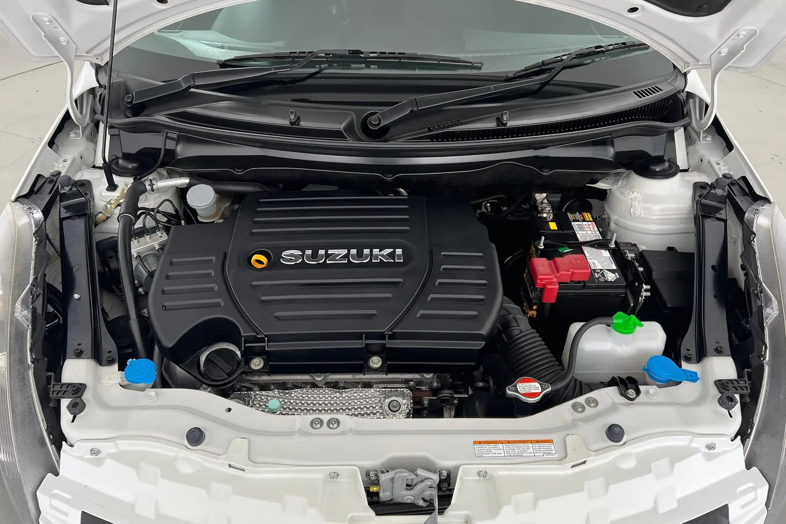 2016 Suzuki Swift Gallery Image 22