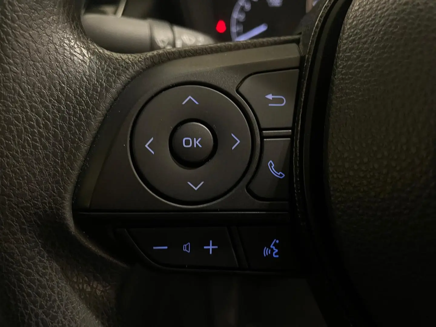 2020 Toyota Corolla Gallery Image 16